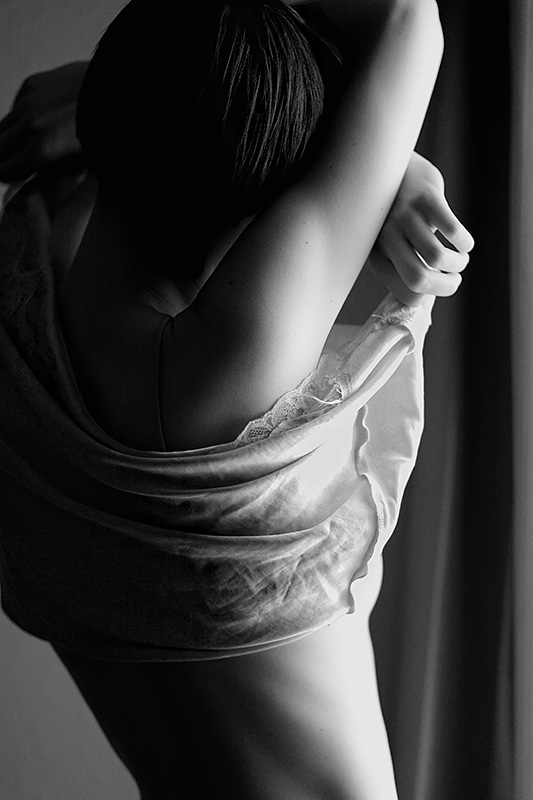 EOS 5D MkII. In People, Portrait, Female. Sans Titre, photography by Michel Feugeas. Image #388271