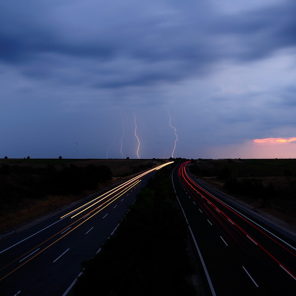 Untitled, photography by Rizvan Kaynak. In Nature, Sky