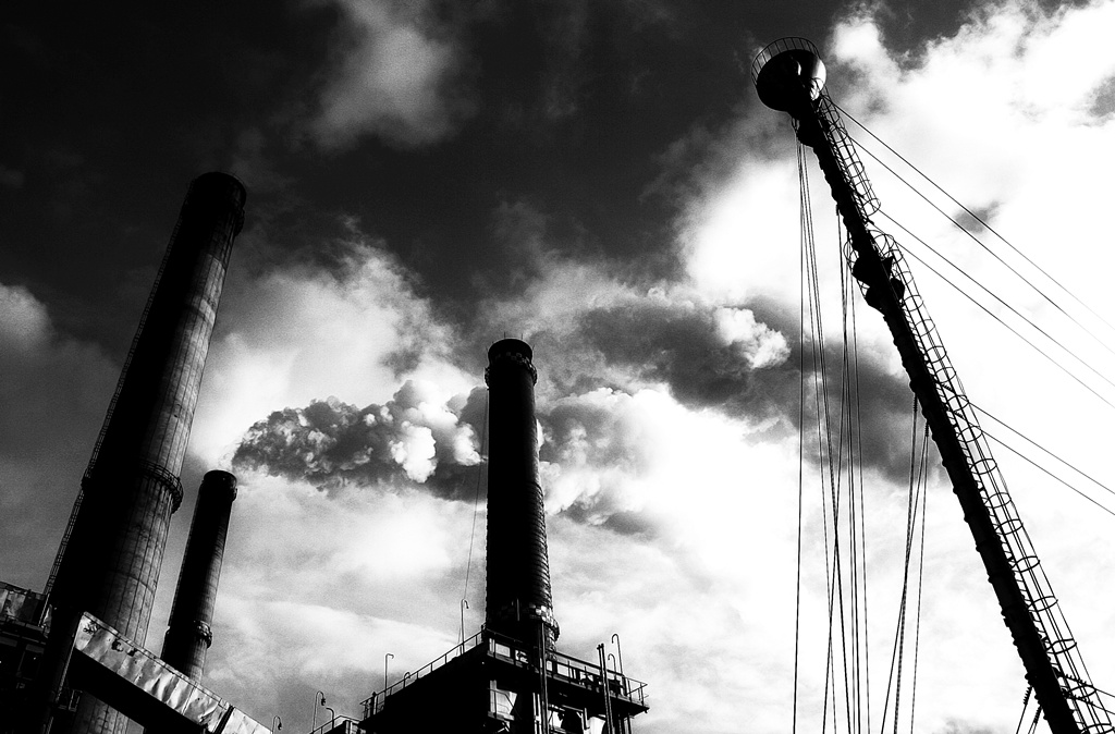 Power Plant, image by Bogdan Bousca. Image #396342
