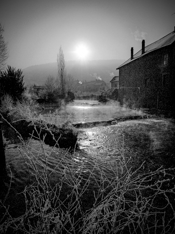 Olympus E3 + 2.8 - 12/60 mm. Dans Nature, Element, Feu. La Cuisance &Agrave; Arbois, photographie de R&eacute;mi Bridot. Image #385230