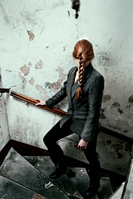 I wanted to try some new stuff about a jacket, a girl and stairs. 5dII. Little Dead Fashionita, image by Monsieur N&egrave;de. Image #382621