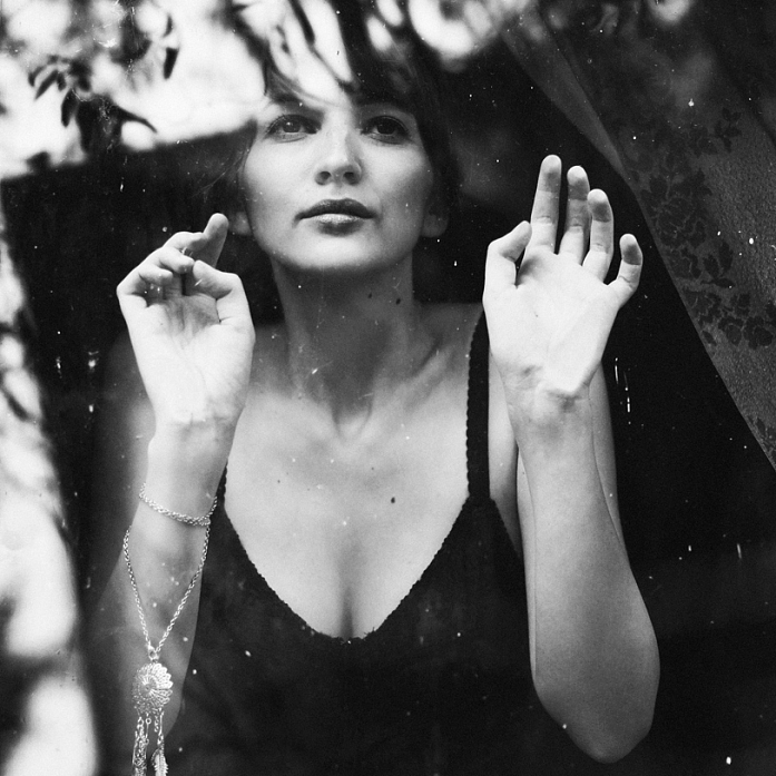 portrait. In People, Portrait, Female. Susane, photography by Aria Bar&oacute;. Image #405445