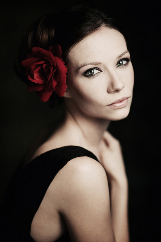 In People, Portrait, Female. Untitled, photography by Roza Sampolinska. Image #400415
