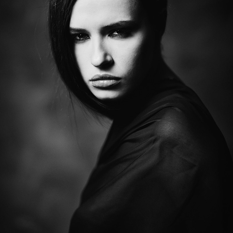 In People, Portrait, Female. Untitled, photography by Roza Sampolinska. Image #414511