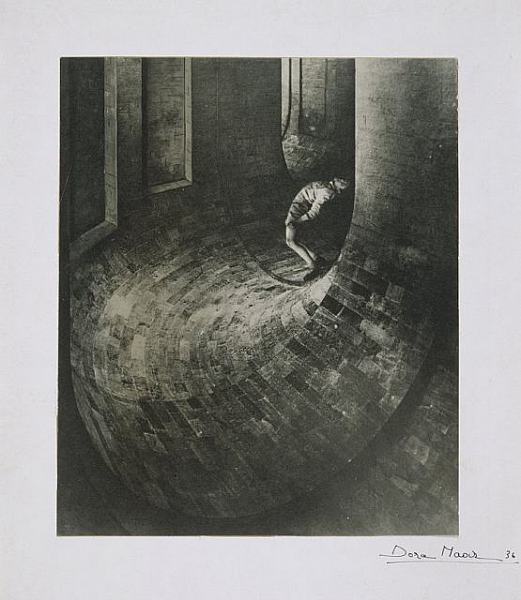 Preview thumbnail for artwork Dora Maar, The Simulator © Estate of Dora Maar / DACS 2019, All Rights Reserved