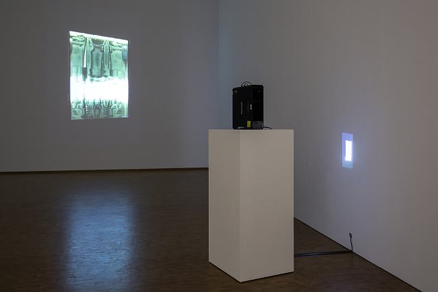 Trisha Donnelly, Exhibition, Photography, Museum für Moderne Kunst ...