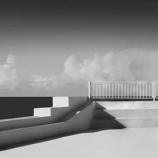 Jeu de lignes by Marie-claude Strausz in Photography Digital