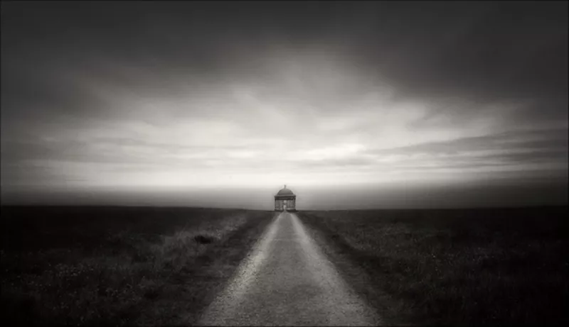 The Mussenden Temple est une création de l'artiste Joe Kennedy. Catégorie Construction, Edifice, Photographie. 6 distinctions, 7K vues, 106 appréciations, 8 commentaires, 6 favoris, 2 projets de groupe.