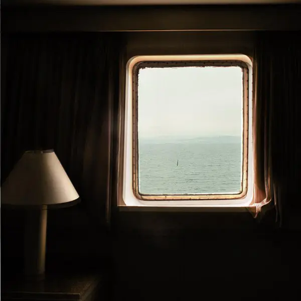 Au loin by Hélène Vallas in Photography