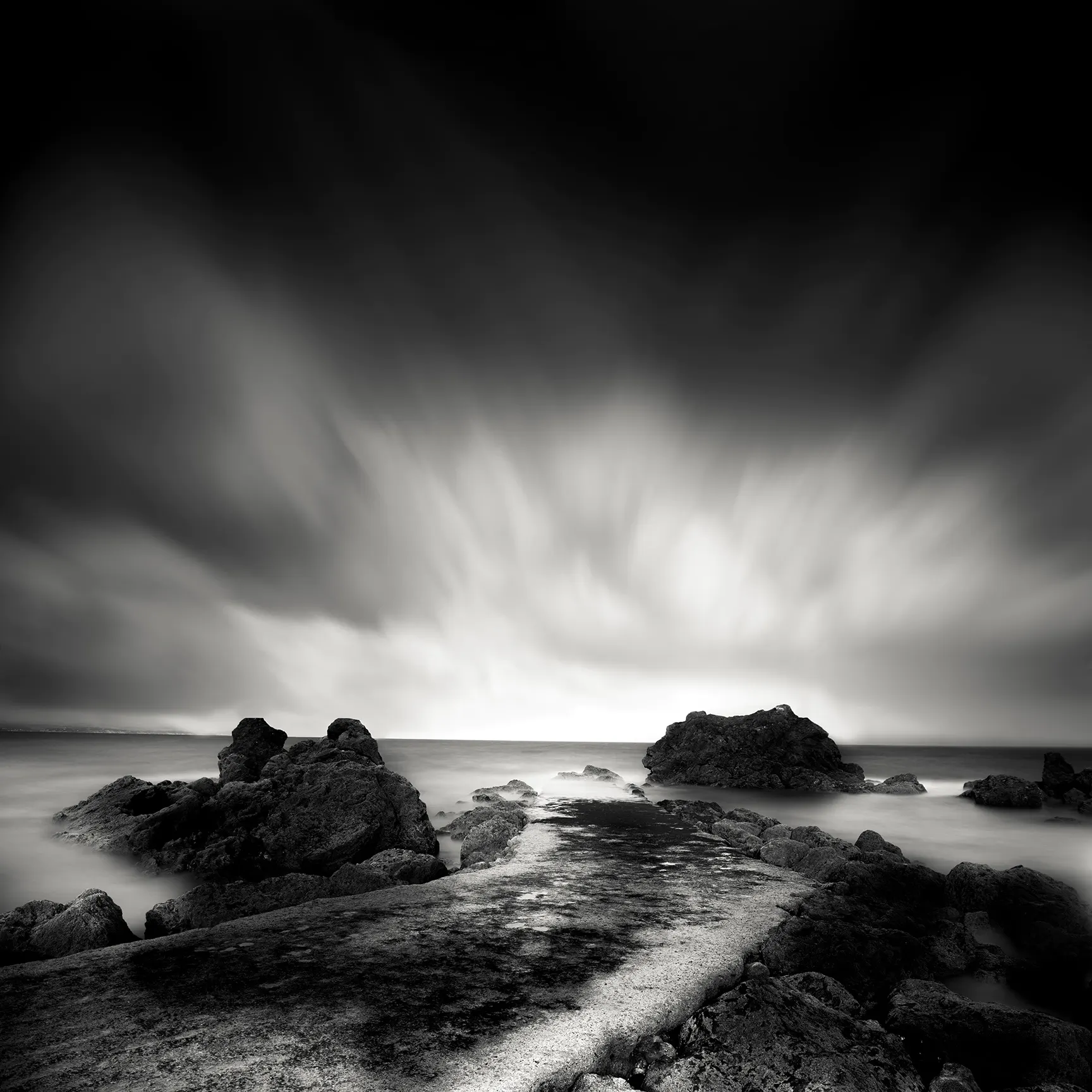 Côte sauvage par Gérard Bret, Photographie, Numérique | Art Limited, image size:1728x1728