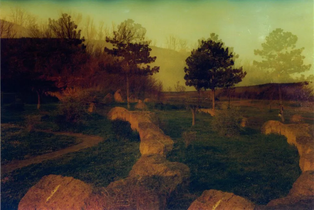 Divino Amore is a creation by the artist Johannes Beilharz. Category art work. Leica R3, Lomography Redscale XR film. Analog photography, double exposure (possible with Leica R3). 1 distinction, 1K views, 20 appreciations, 2 comments.