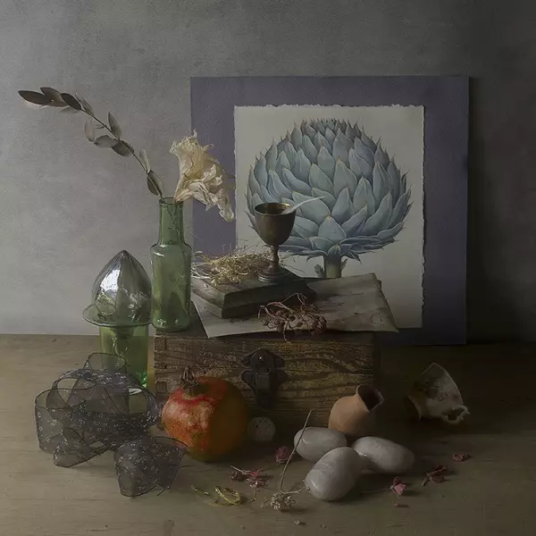 Nature morte by Lida Shi
