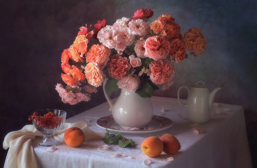 Still life with a bouquet of roses and peaches by Tatyana Skorokhod ...