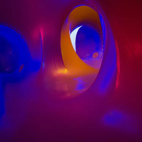 Into the labyrinth of light by Ann Nguyen in Photography Digital